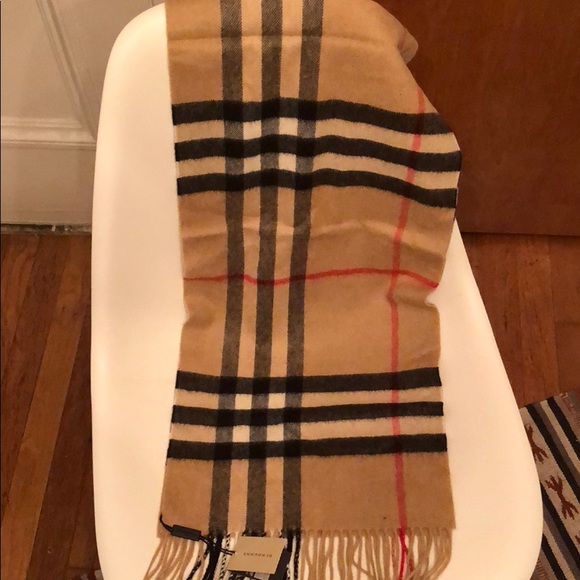 Burberry Accessories - Burberry classic camel giant icon cashmere scarf!